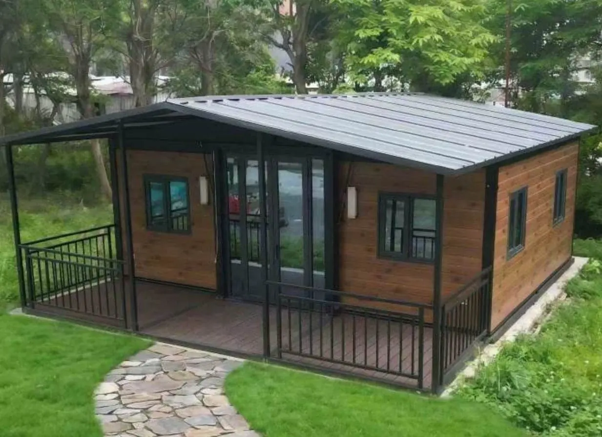 F20 expandable house with 2.4m ceiling exterior